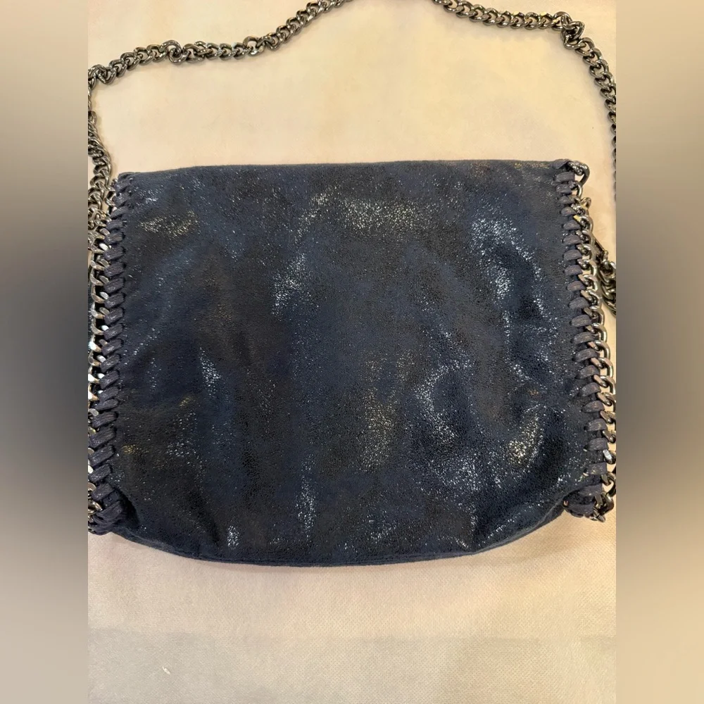 Mersi Alicia Crossbody bag. 11x8.25” with adjustable strap - Picture 6 of 10